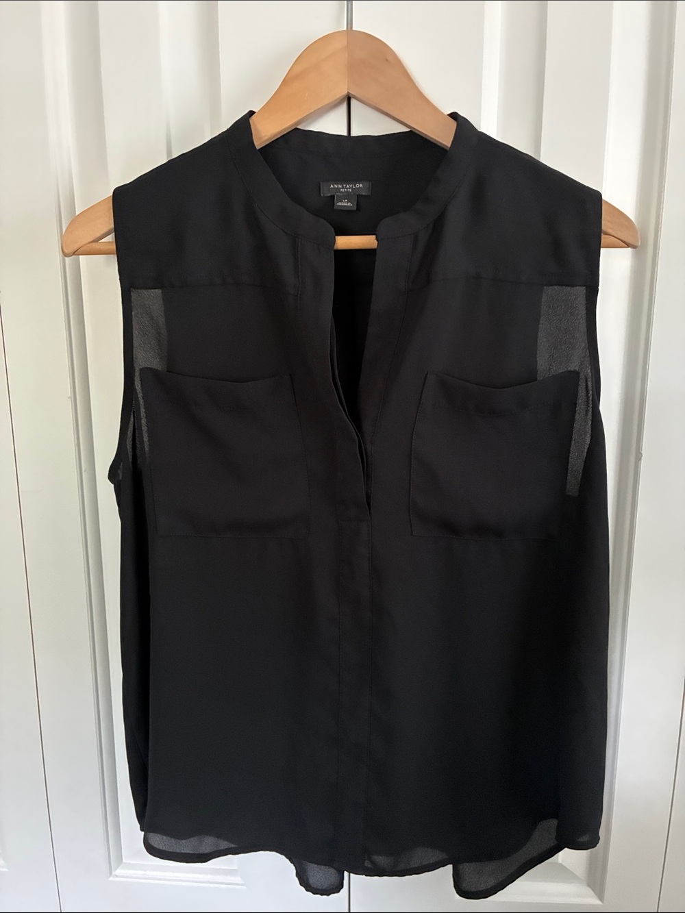 Ann Taylor Black Sleeveless Pocket Chiffon Camisole